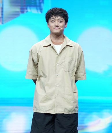 导演:王若尘