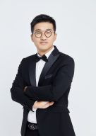 2.《菠萝，凤梨》导演照片