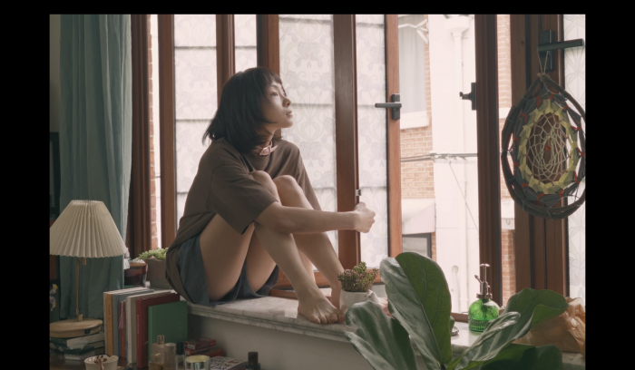 雨夜来的她剧照3