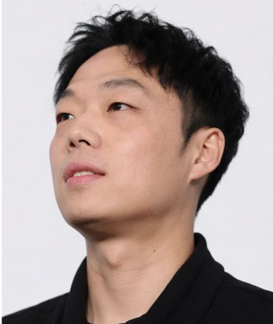 地下美人导演