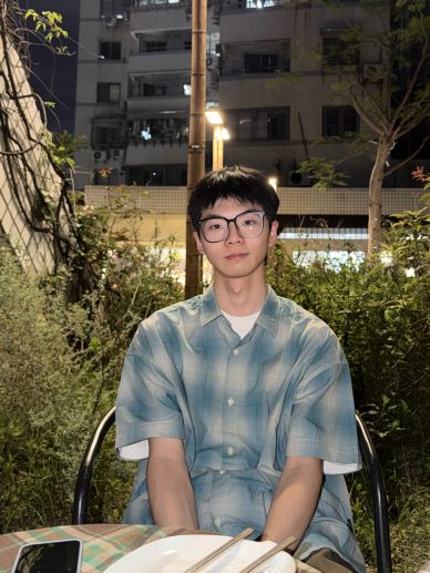 《飘着》导演个人照片